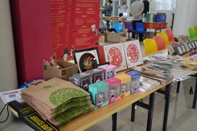 cAA, 的王艺萦说, max cAA, 的王艺萦说, max