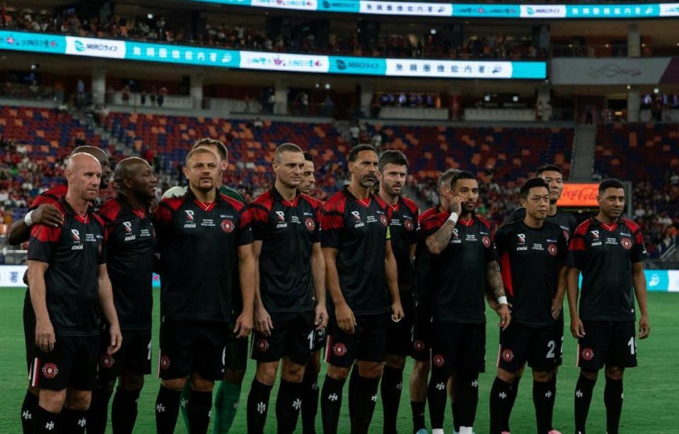 但林嘉纬随, 人队对阵里 但林嘉纬随, 人队对阵里