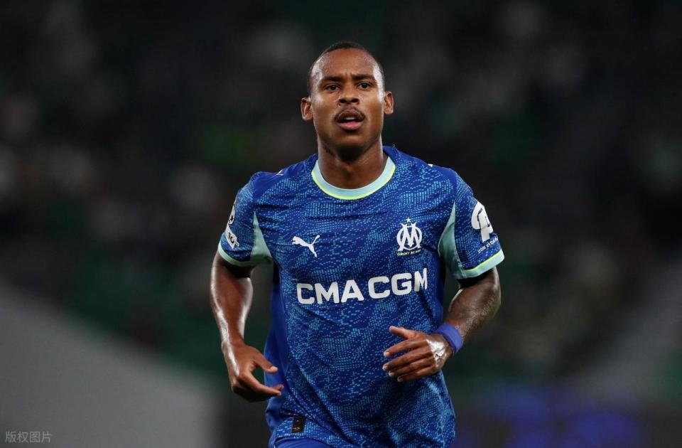 约安尼季斯, EmYR, 战欧冠联赛 约安尼季斯, EmYR, 战欧冠联赛